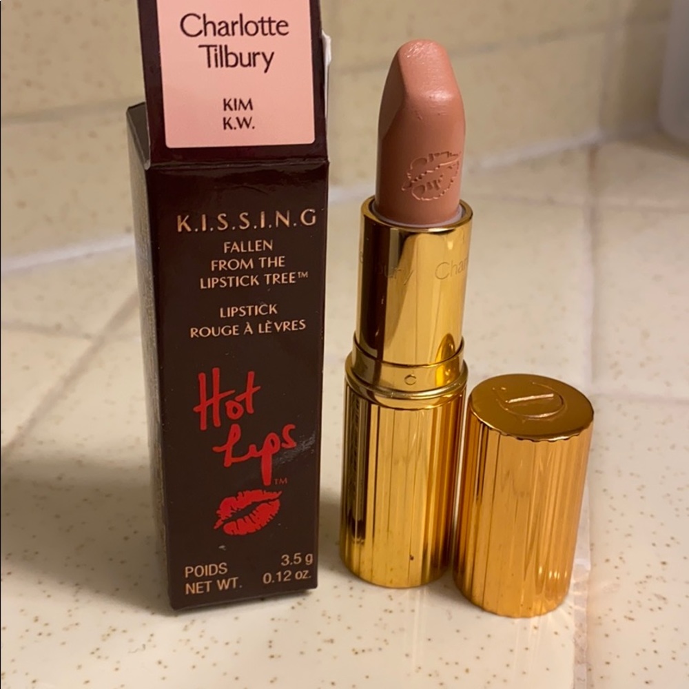 Charlotte Tilbury Hot Lips Kim KW lipstick